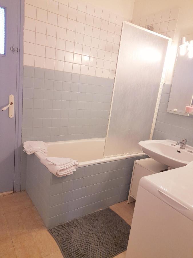 Appartement F3 Avec Balcon 페르피냥 외부 사진
