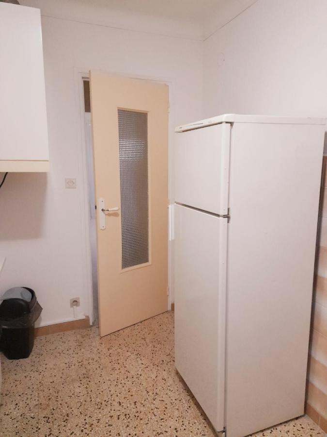 Appartement F3 Avec Balcon 페르피냥 외부 사진