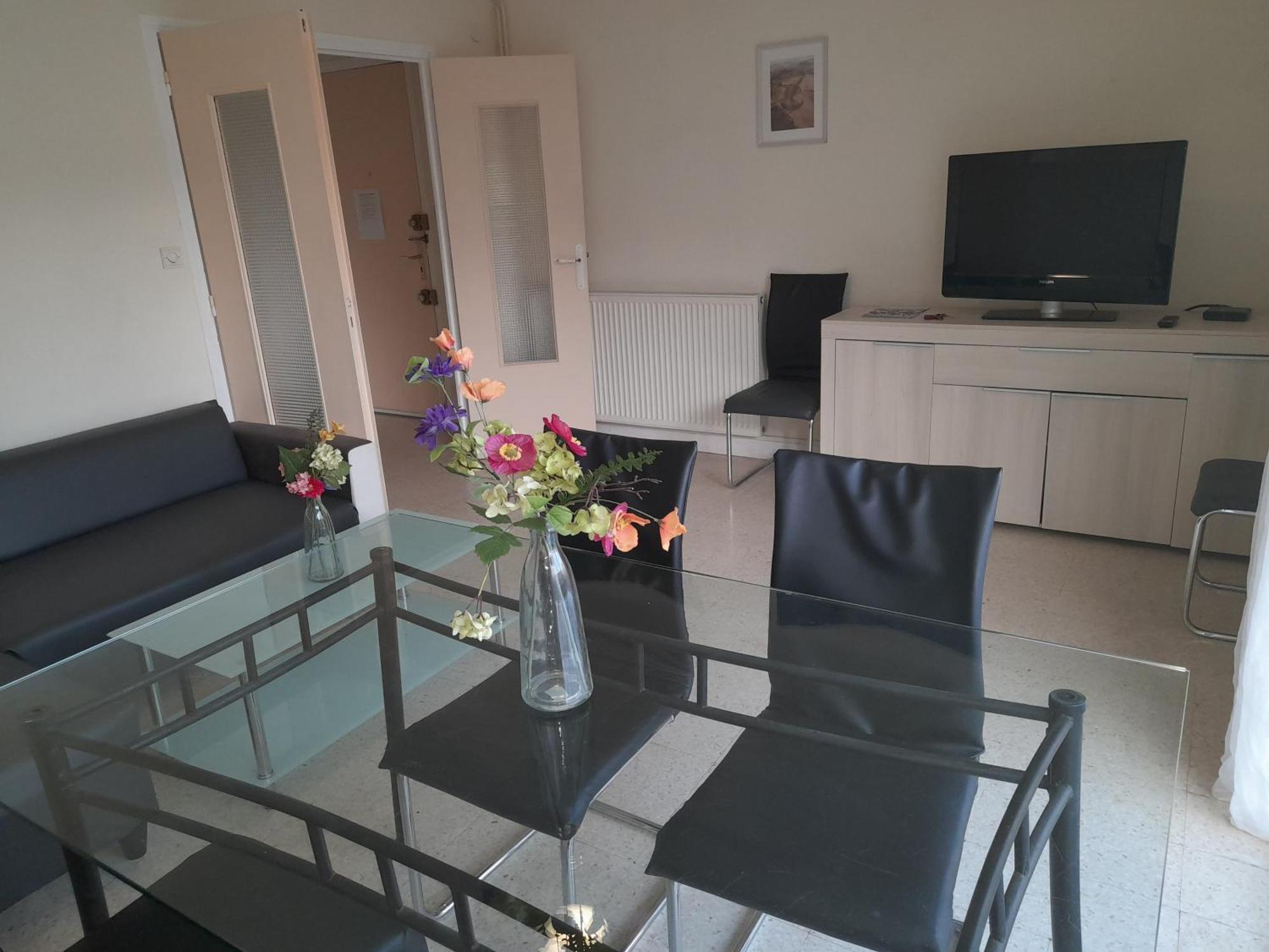 Appartement F3 Avec Balcon 페르피냥 외부 사진